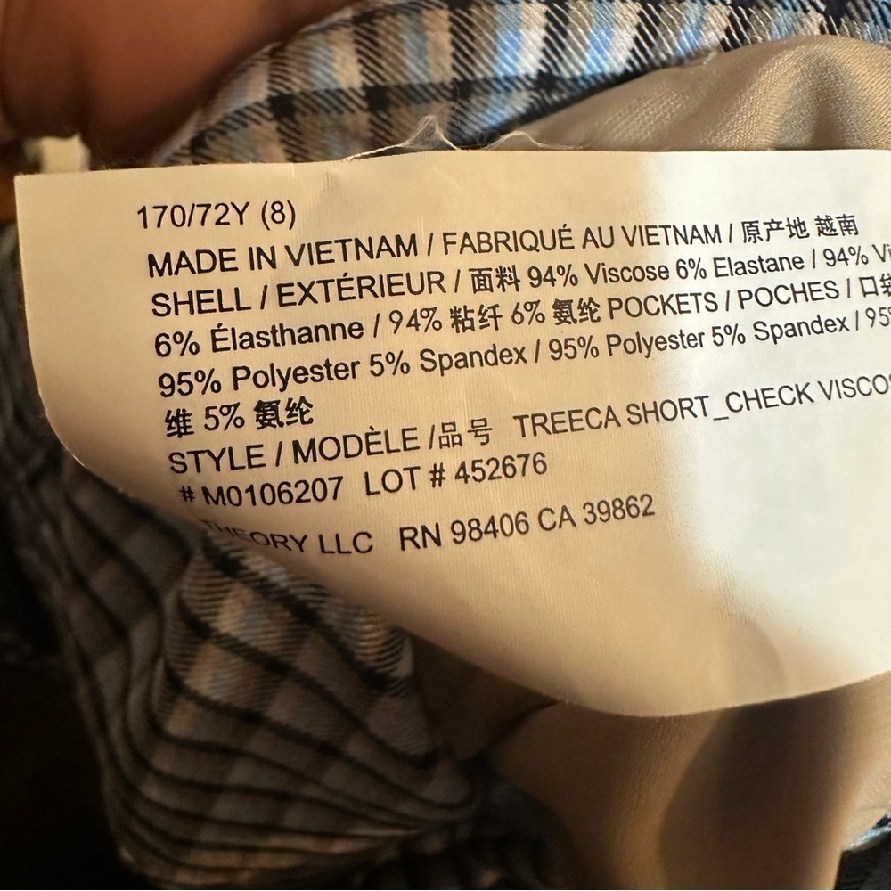 NEW‎ Theory Treeca Slim Short in Viscose Check Size 8 reg $275 - Picture 7 of 8